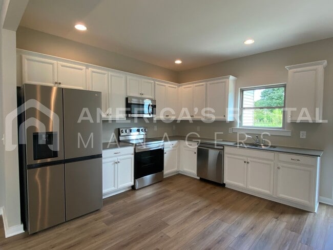 Building Photo - 70 Co Rd 1701