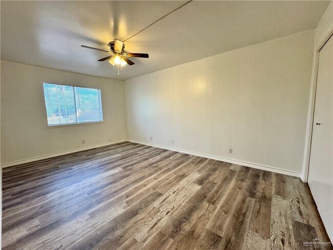 Building Photo - 15 Highland Park Ave