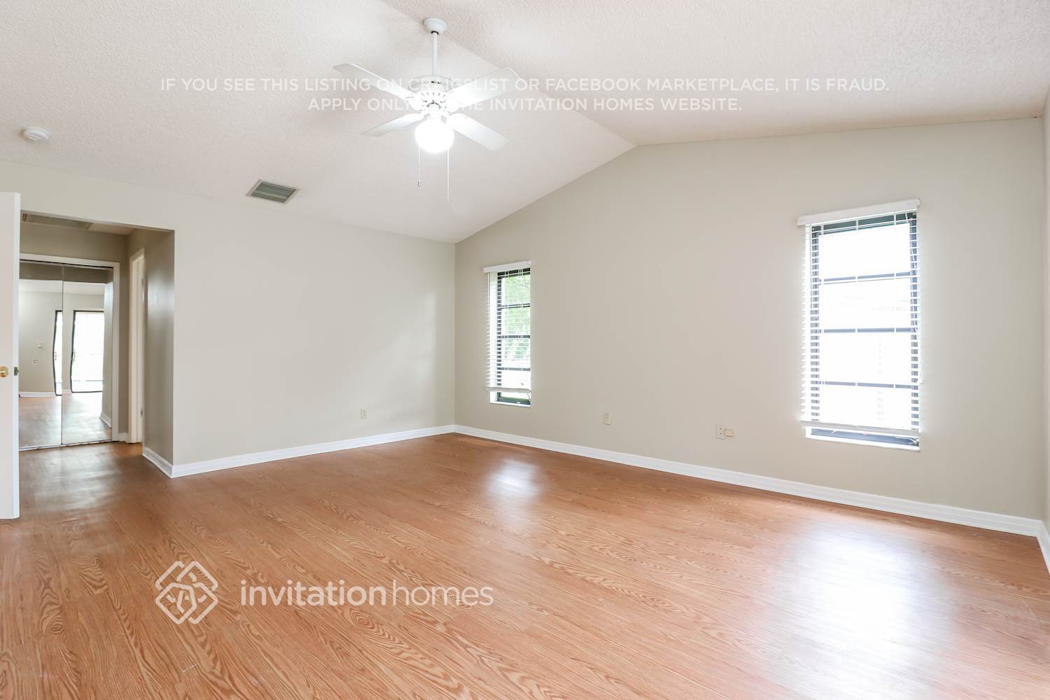 Building Photo - 5461 Oakridge Dr