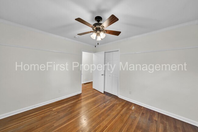 Building Photo - 118 Meadowlark Dr