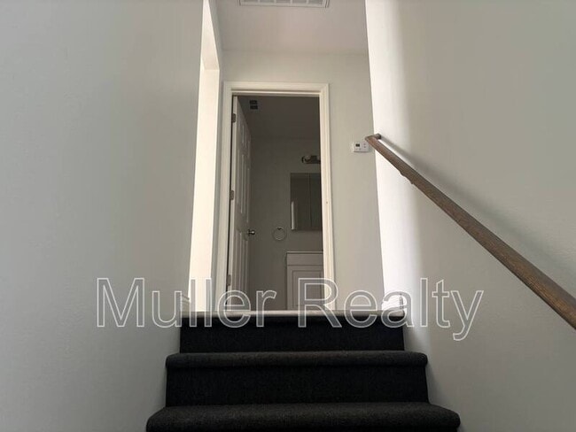 Building Photo - 4805 Fennel Rd