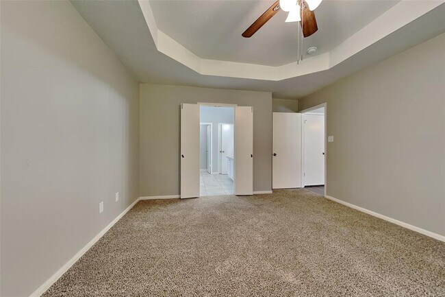 Building Photo - 1714 Sterling Village Dr
