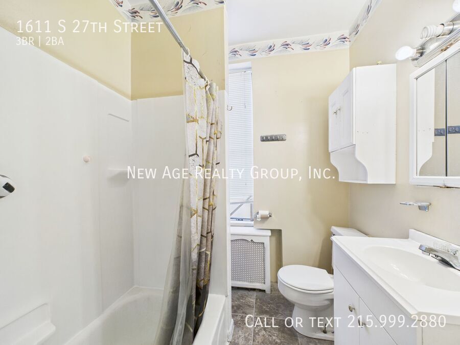 Building Photo - 1611 S 27th St