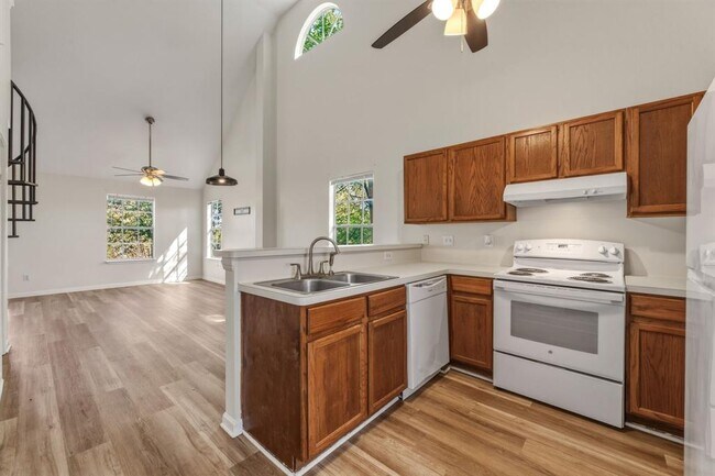 Building Photo - 2908 Whisper Oaks Ln