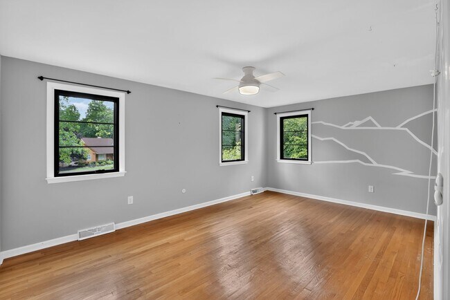 Building Photo - 6 Mill Race Pl