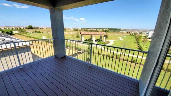 Building Photo - 9918 Summerlake Groves St