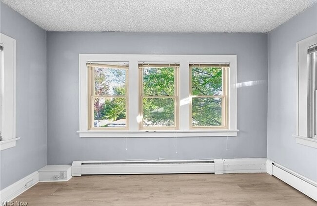 Building Photo - 14724 Clifton Blvd