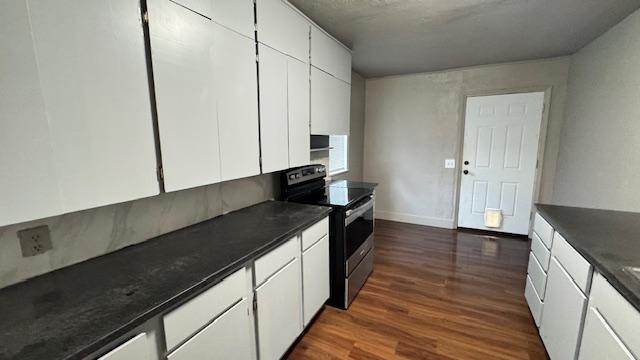 Building Photo - 202 Elm Ave