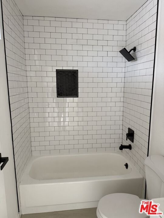 Building Photo - 1816 N Gramercy Pl