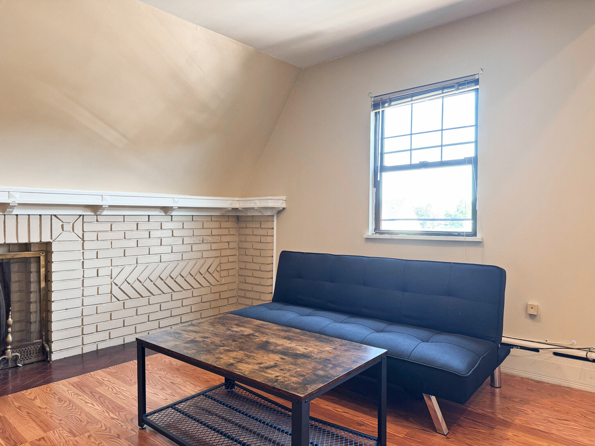 Building Photo - 5856 Darlington Rd