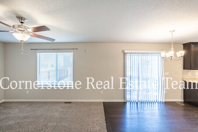 Building Photo - 10758 Saco Dr