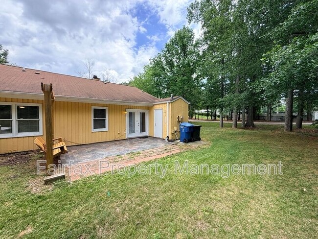 Building Photo - 107 Perriwinkle Pl