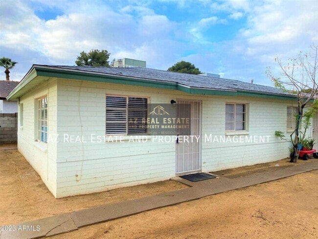 Building Photo - 7532 N 21st Ave