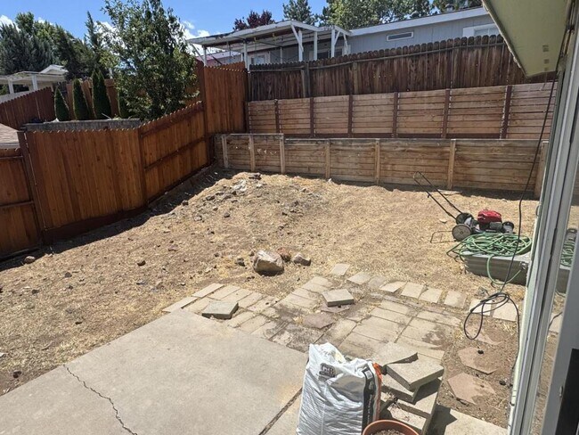 Building Photo - 2775 Snapdragon Wy
