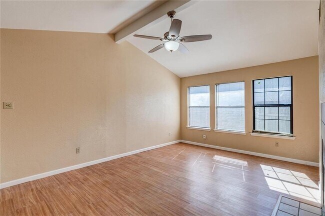 Building Photo - 12329 Tomanet Trail