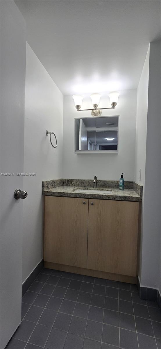 Building Photo - 9688 Fontainebleau Blvd