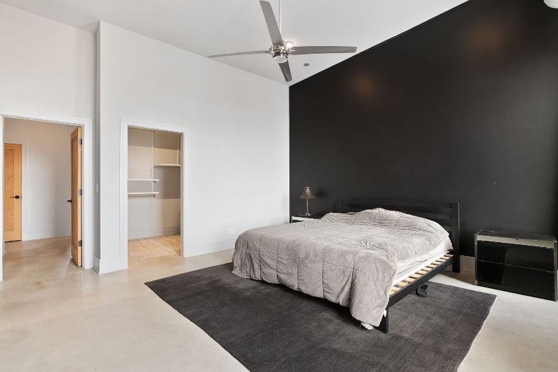 Building Photo - 2419 W 19th St