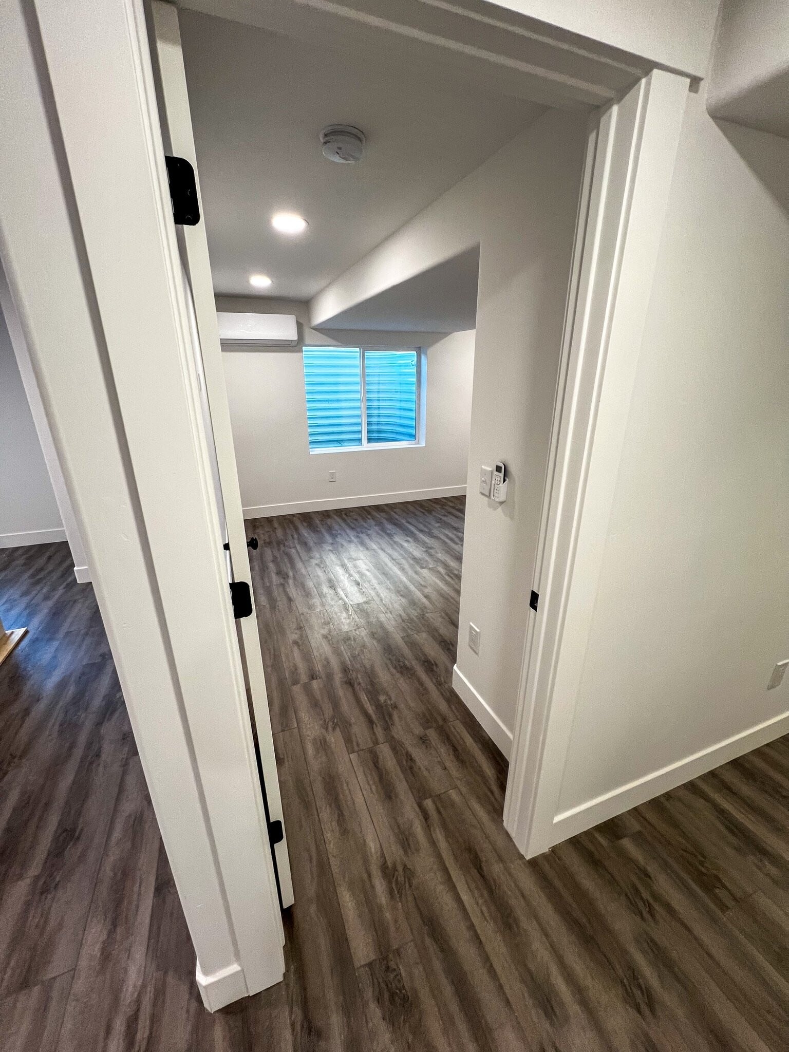 Building Photo - 8848 Daisy View Ln