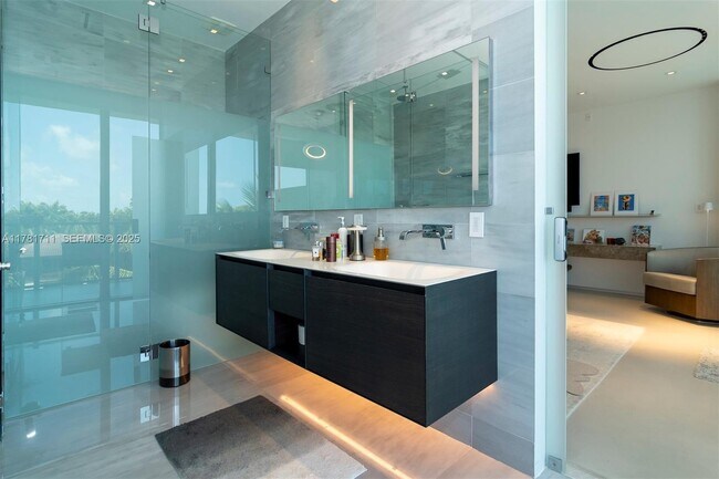 Building Photo - 1201 20th St