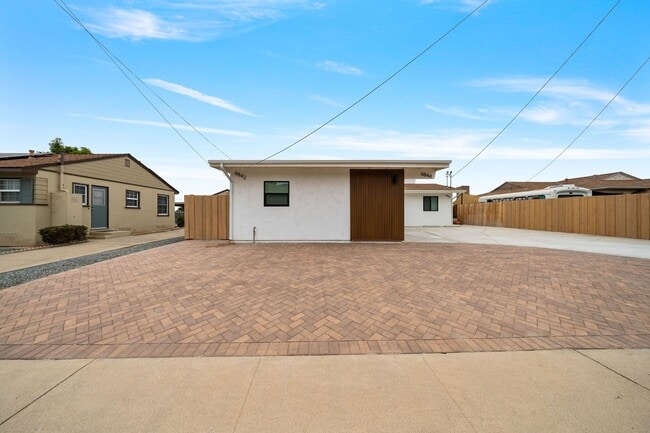Building Photo - Affordable Housing San Diego This is an attached ADU 1 bed /1 bath Gorgeous Home w Laundry + A/C