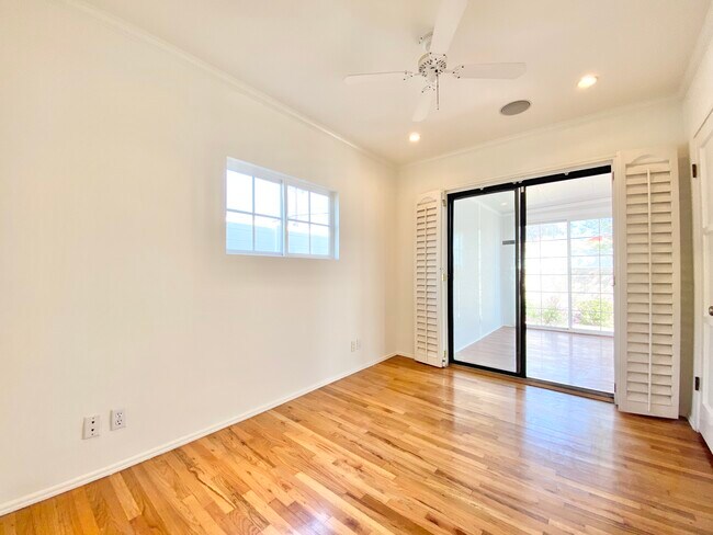 Building Photo - 4162 Alla Rd