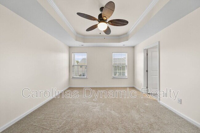 Building Photo - 4061 Zilker Park Dr