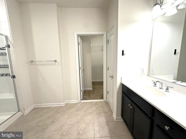 Building Photo - 10717 Viognier Terrace