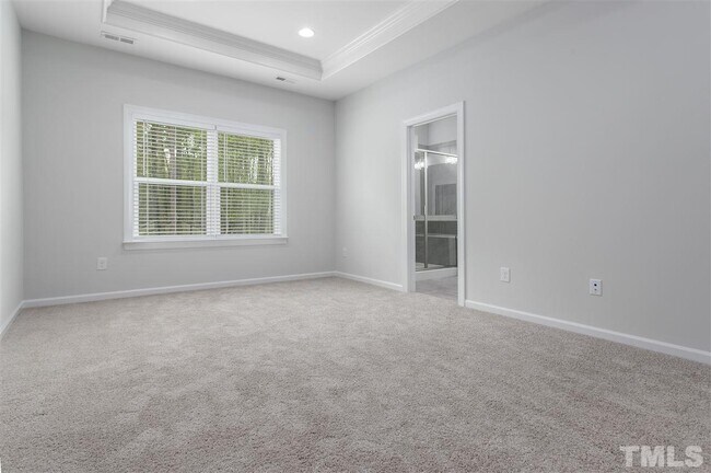 Building Photo - 2034 Chipley Dr