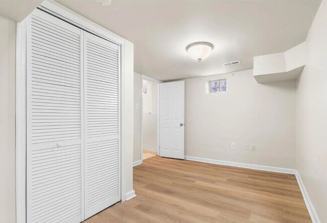 Building Photo - 1401 Druid Hill Ave