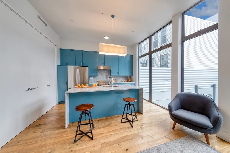 Building Photo - 237 Devoe St