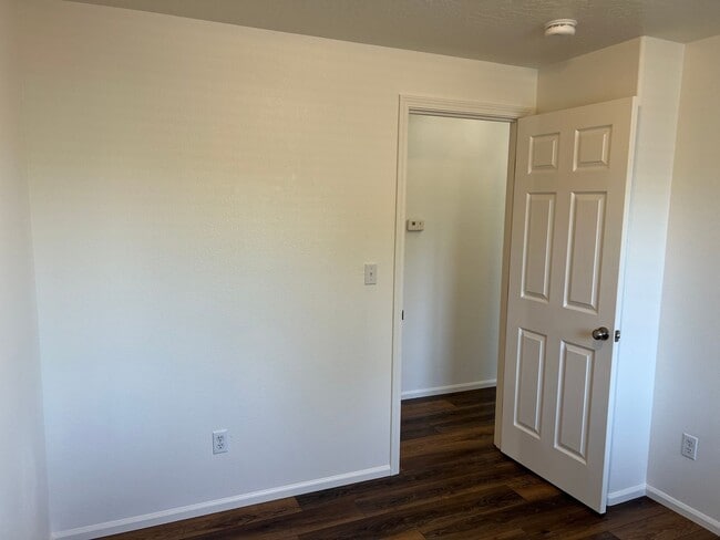 Building Photo - Newly updated 3-bedroom, 2-bathroom duplex with a garage!