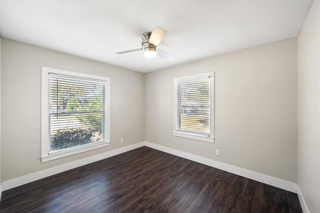 Building Photo - 604 Dunn St