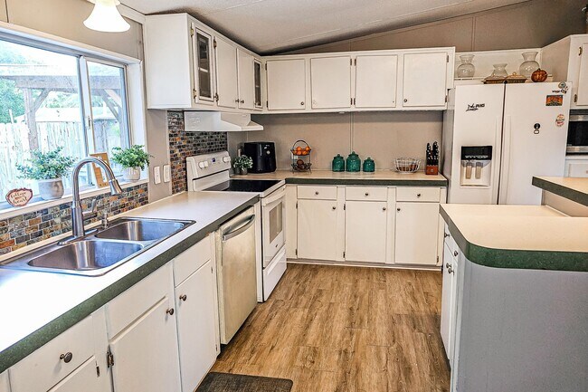 Building Photo - Private (Gated) Country Retreat - RV Hookups, 2 Decks, Back Patio, Outdoor Gaming/Utility Area, S...