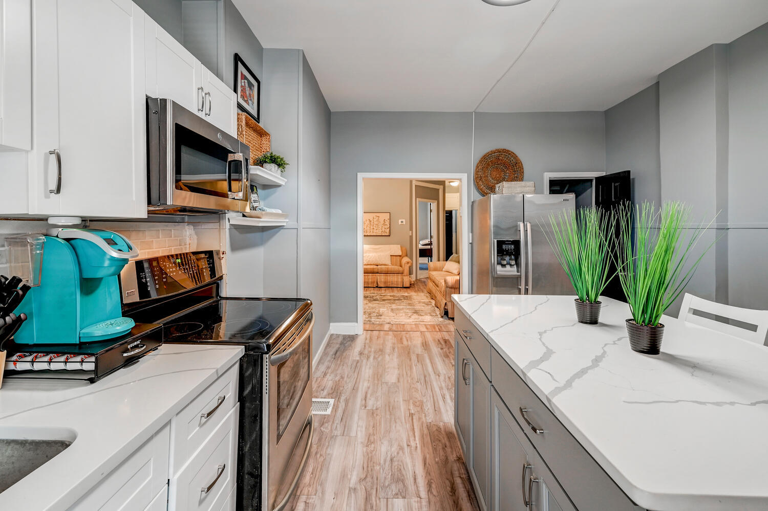 Kitchen - 307 Whitridge Ave