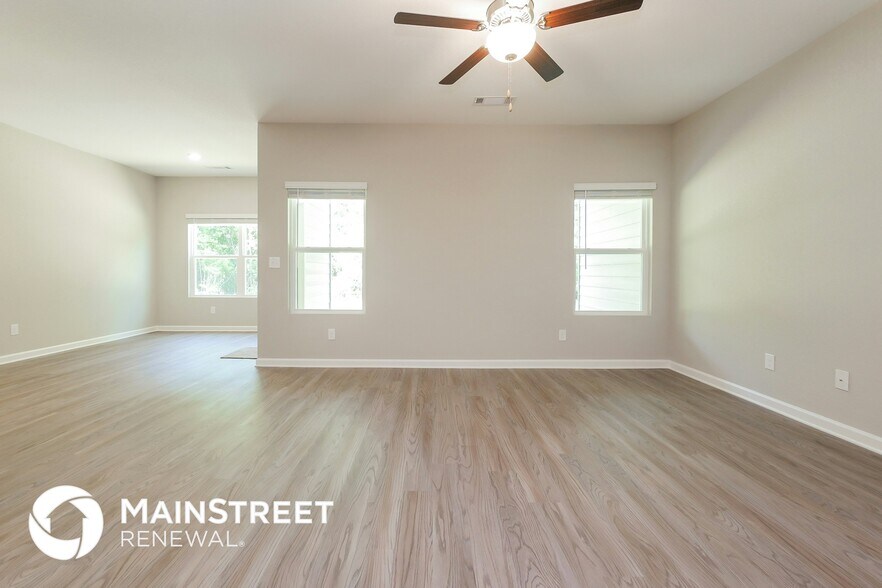 Building Photo - 120 Ashley Trace