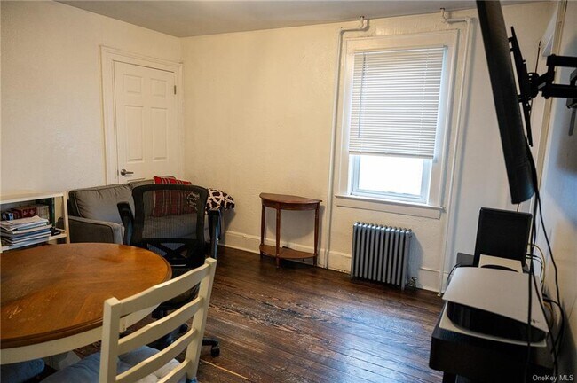 Building Photo - 40 Riverdale Ave