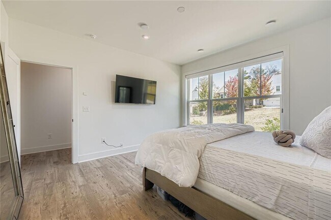 Building Photo - 3423 Catalan Aly