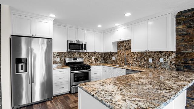 Building Photo - 812 Kalpati Cir