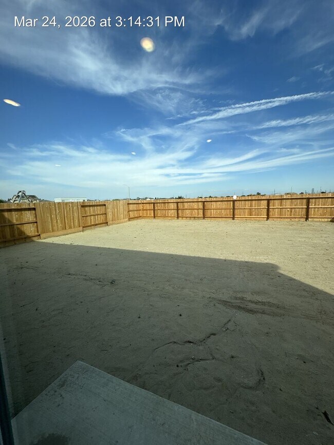 Building Photo - Newly Built Home located SE Visalia!  Rent Ready!