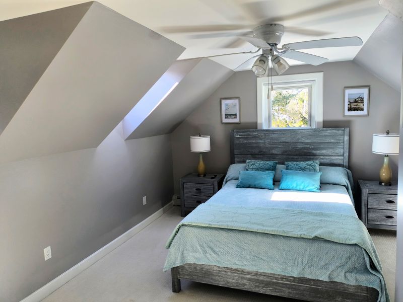 Building Photo - 10 Windward Ln