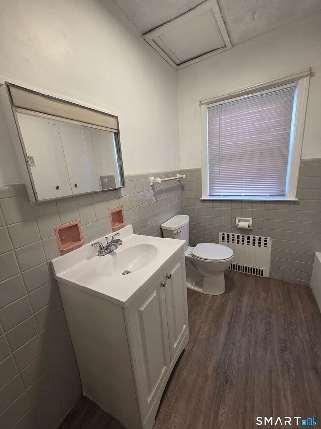 Building Photo - 13 Rock Spring Rd