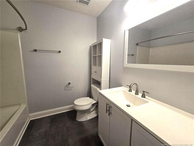 Building Photo - 5544 Bear Creek Cir