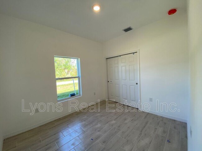 Building Photo - 13216 Keystone Blvd