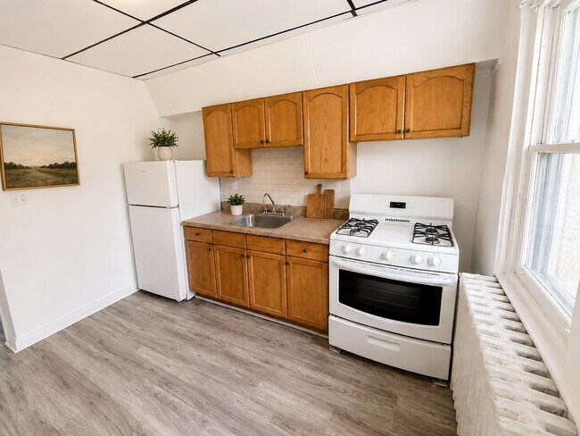 Building Photo - 3089 Weikel St