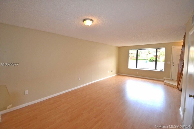 Building Photo - 10289 SW 77th Ct