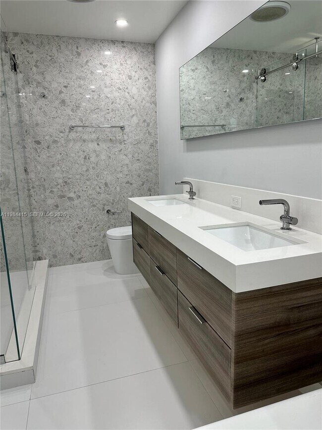 Building Photo - 9060 SW 215th Terrace