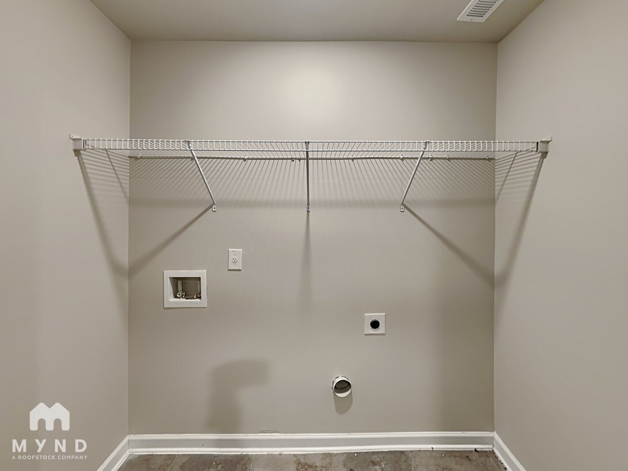 Building Photo - 5097 Lower Elm St