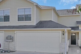 Building Photo - 130 Bolero Way