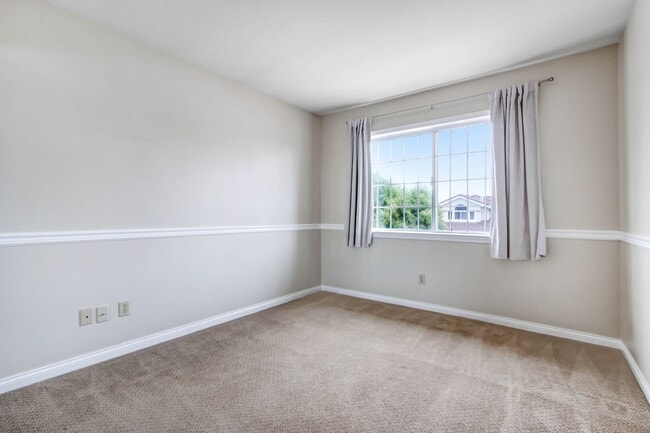 Building Photo - 3 Bed 2 1/2 Bath | 2 Story Home Lactated in Chapparrosa Park, Palisades, Laguna Niguel