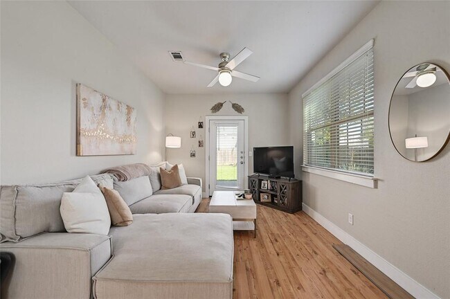 Building Photo - 4410 Jester Dr